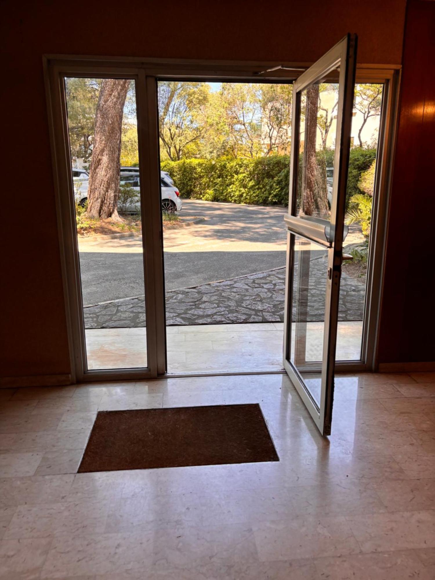 Beau Studio 300 M De La Plage Avec Parking Apartment La Ciotat Exterior photo